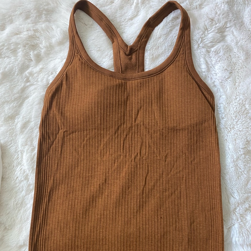 Lululemon tank top